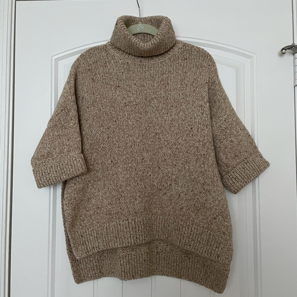 Massimo duti. New. No tag. Size S.